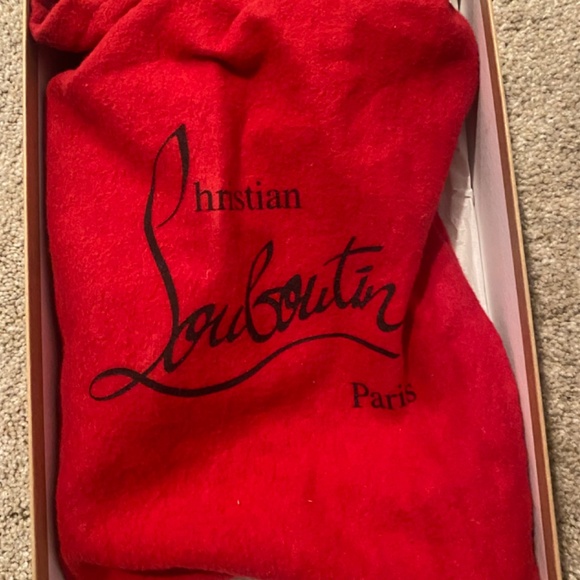 Christian Louboutin Anjalina Size 8 - Picture 2 of 4
